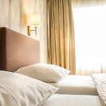 Hotell Philia Podgorica