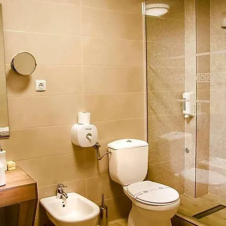 Philia Hotel 4*