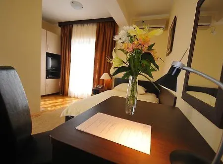 Philia Hotel
