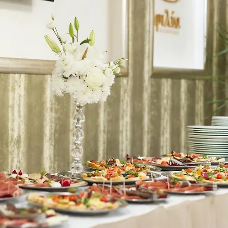 Philia Hotel