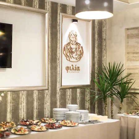 菲利亚酒店 4* 波德戈里察